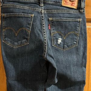 Levi Strauss 711 Skinny Stretch Distressed Jeans